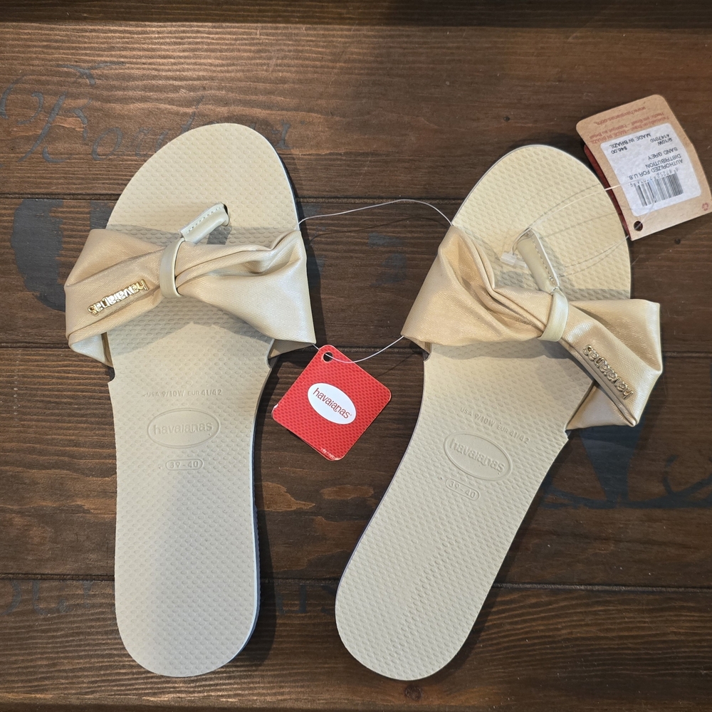 Havaianas Women's Gold Sandals